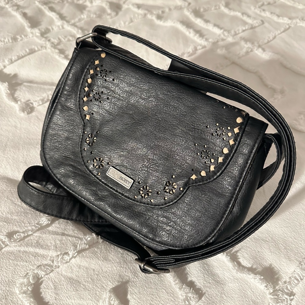 ROXY Cut-out Crossbody Bag